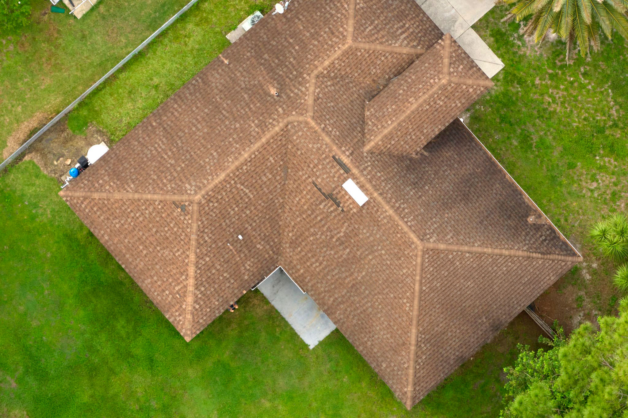 roofing contractor ames ia residential roof replacement service