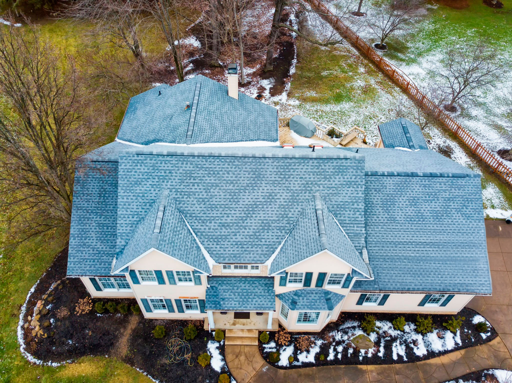 Commercial roof restoration Iowa and building roof coating service